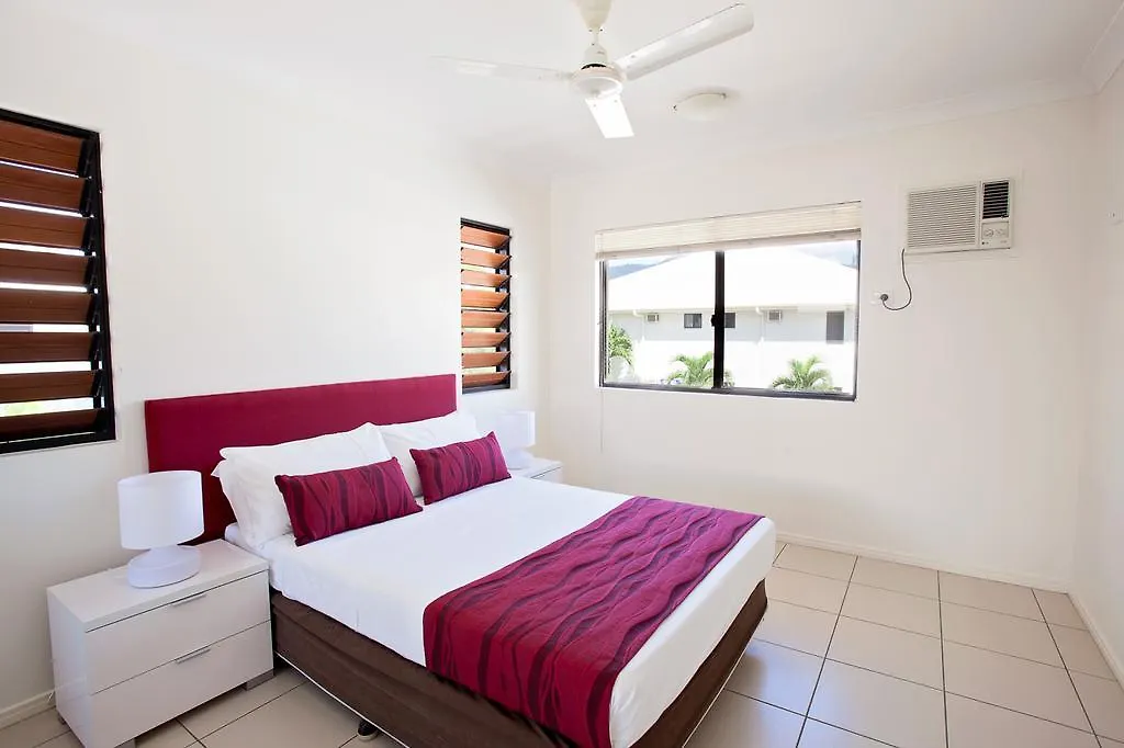 Seaforth Apartments Trinity Beach 4*,  Australia