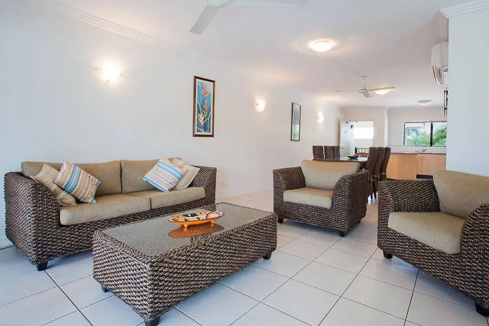 Apartahotel Seaforth Apartments Trinity Beach