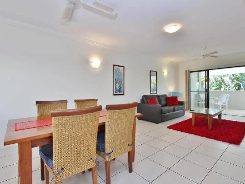 Apartahotel Seaforth Apartments Trinity Beach