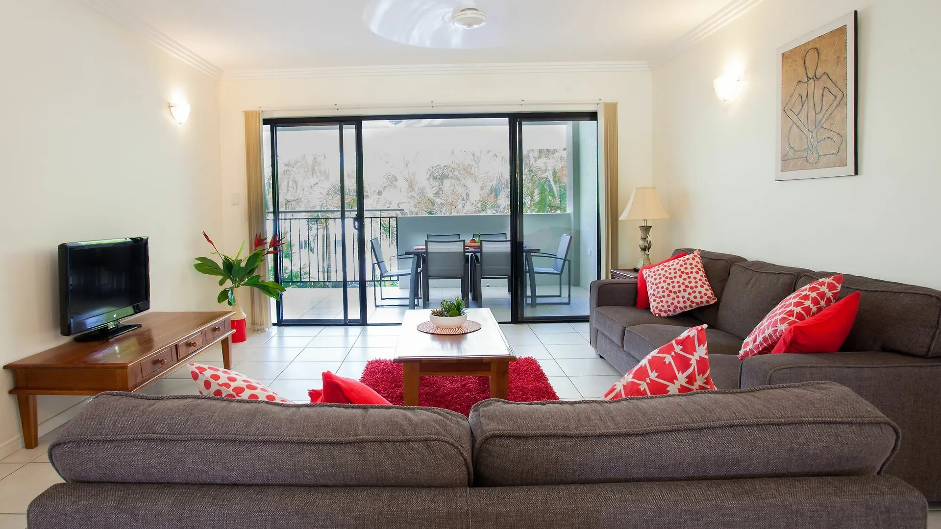 Seaforth Apartments Trinity Beach Australia