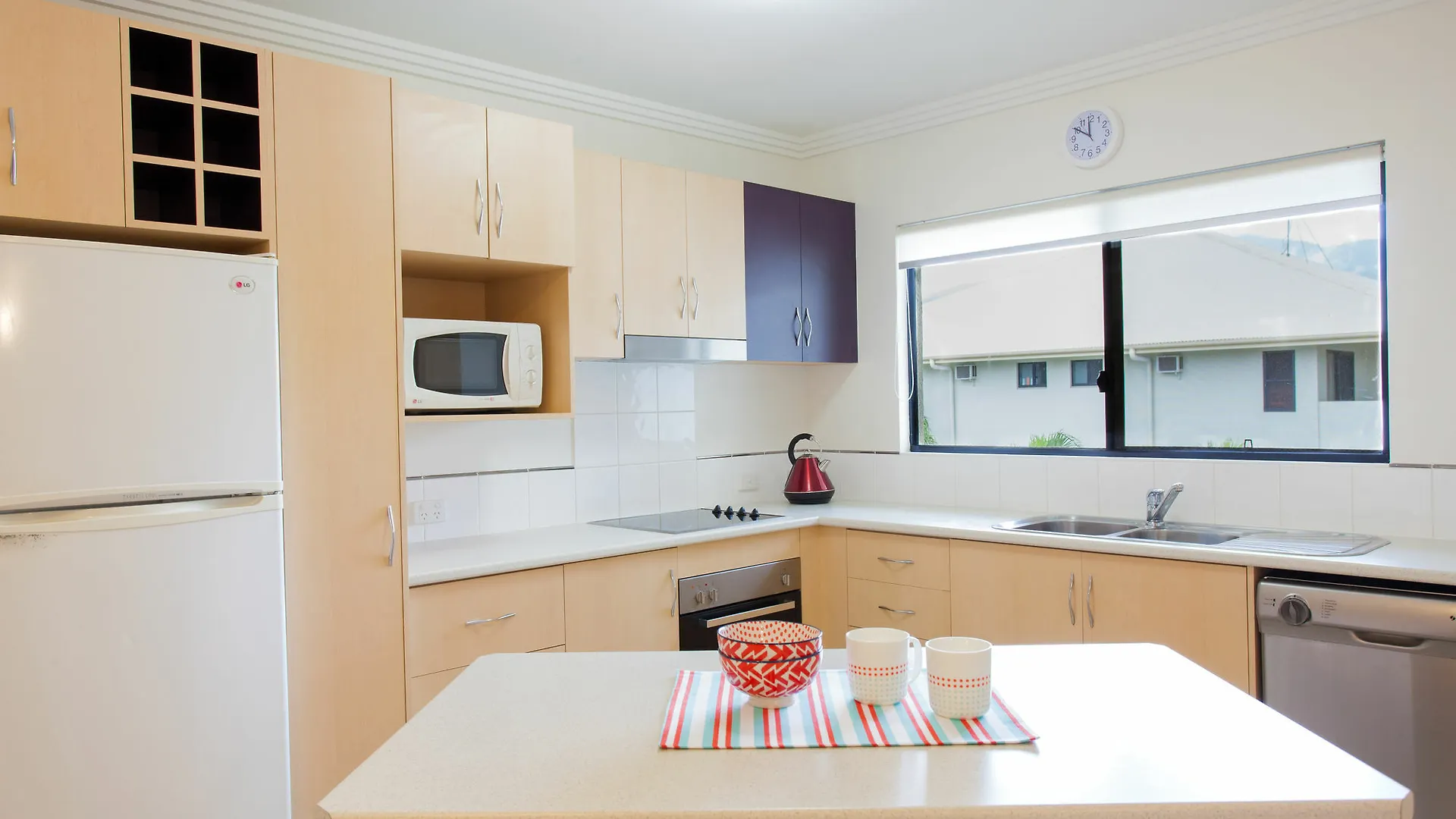 Seaforth Apartments Trinity Beach