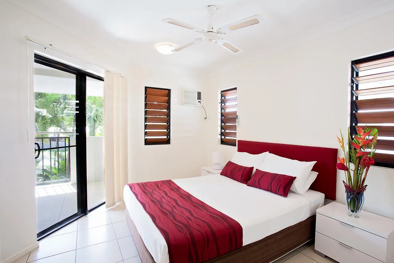 Seaforth Apartments Trinity Beach 4*,  Australië