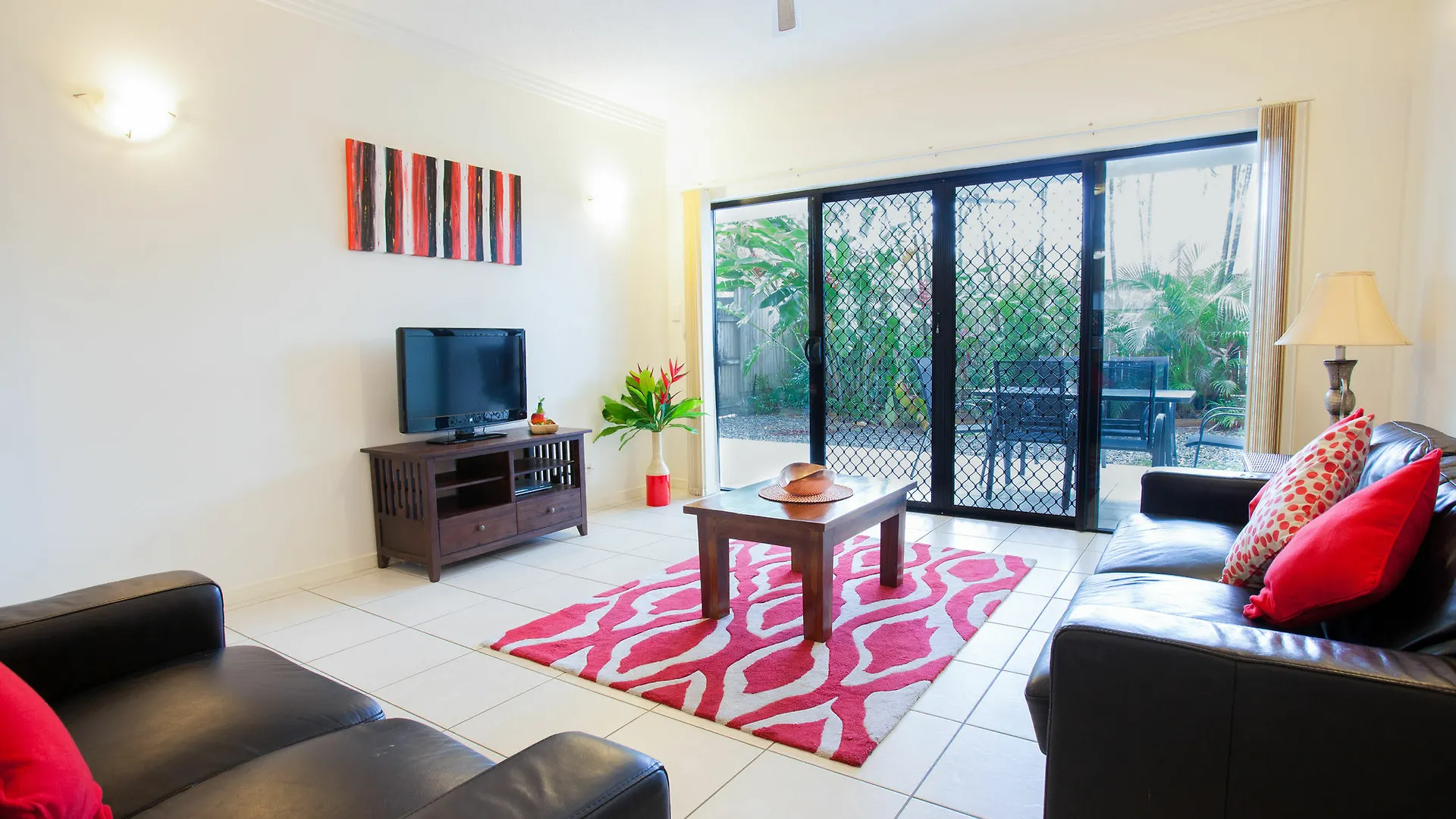 Seaforth Apartments Trinity Beach Aparthotel